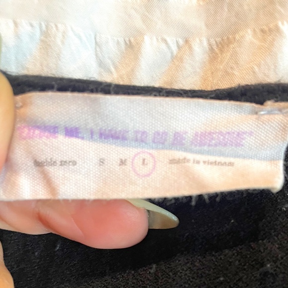 🌟 Boho Black V Neck Long Sleeve Draped Surplice Top Size L - Picture 5 of 10